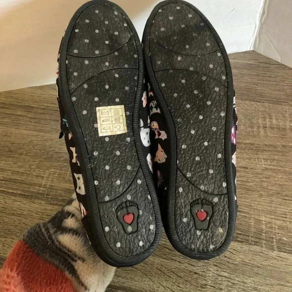 HOST PICK!!! Cat Print  Bobs by Sketchers - Picture 7 of 9